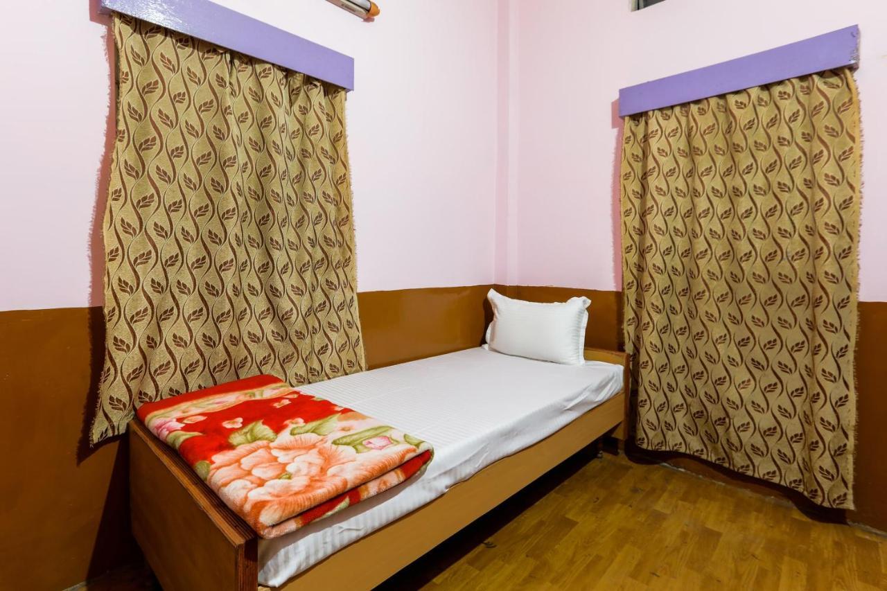 Oyo Hotel 43459 Oasis Lodge Jorhāt Dış mekan fotoğraf