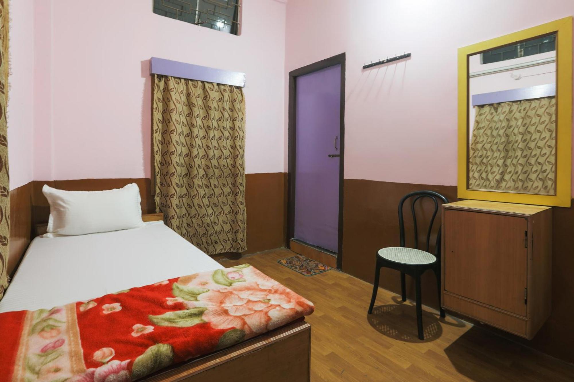 Oyo Hotel 43459 Oasis Lodge Jorhāt Dış mekan fotoğraf